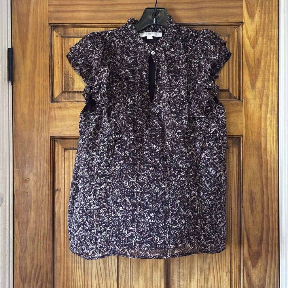 LOFT Women's Floral Ruffle Neck Blouse Mauve Flutter Sleeve, Keyhole Front M